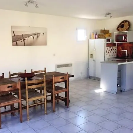 Villa D'une Avec Piscine Privee Jardin Clos Et Wifi A